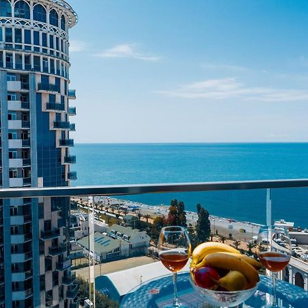 Apartment In Batumi باتومي المظهر الخارجي الصورة