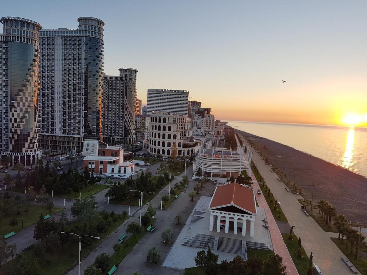 Apartment In Batumi باتومي المظهر الخارجي الصورة